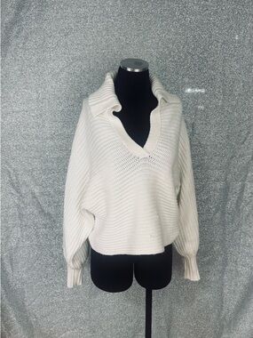 Relaxed V-Neck Knit Sweater - Cream